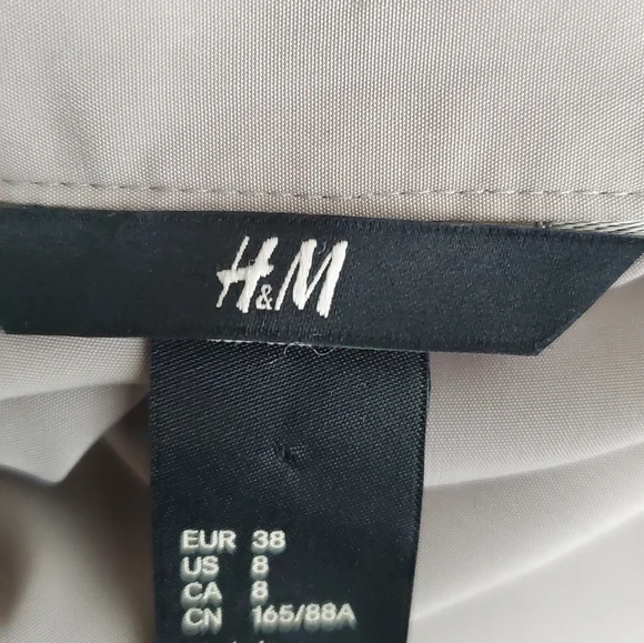 H&M cream zip up sleeveless cargo dress size 8 - Picture 5 of 7